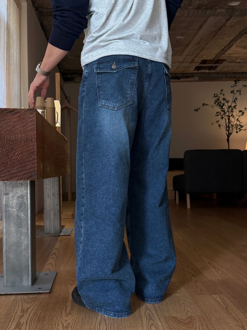 AVAND（アバンド）の「ルージード レギュラー デニム パンツ（パンツ）」