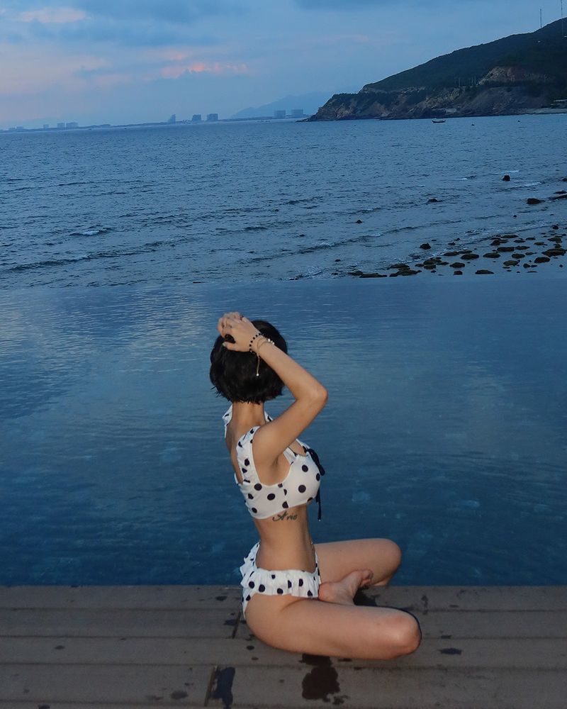 Dot ribbon dot frill bikini