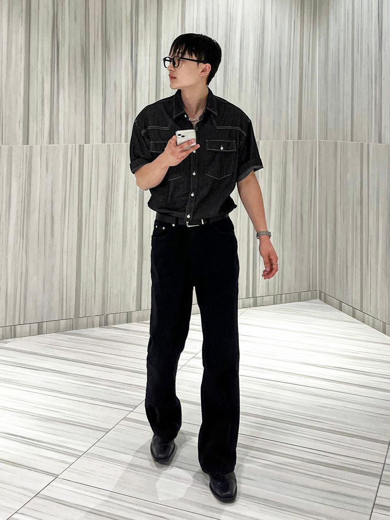 classic western two-pocket denim shirt