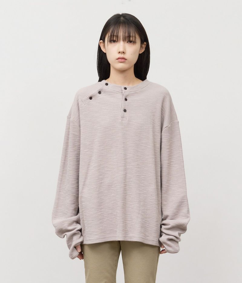 HIFIFNK(ハイファイファンク)の「トフィヘンリーネック長袖Tシャツ(トップス)」