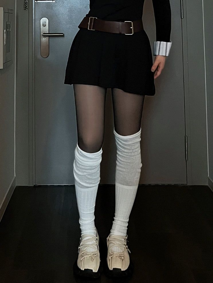 See-through two-tone knee-high socks