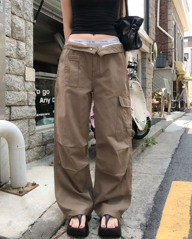 ULAN(ユレン)の「Cont Parachute Adjust Cargo Pants(Pants)」