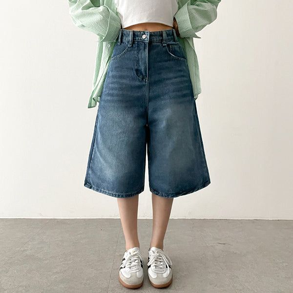 hijjoo（ハイチュー）の「Meets Medium blue Daily Denim Bermuda Pants (1 color)（Pants）」
