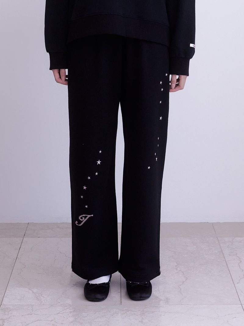 Innermuseum（インナーミュージアム）の「star embroidered two-way sweatpants (BLACK)（Pants）」