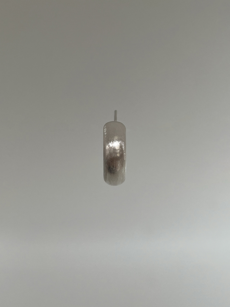 Fade earring (silver)