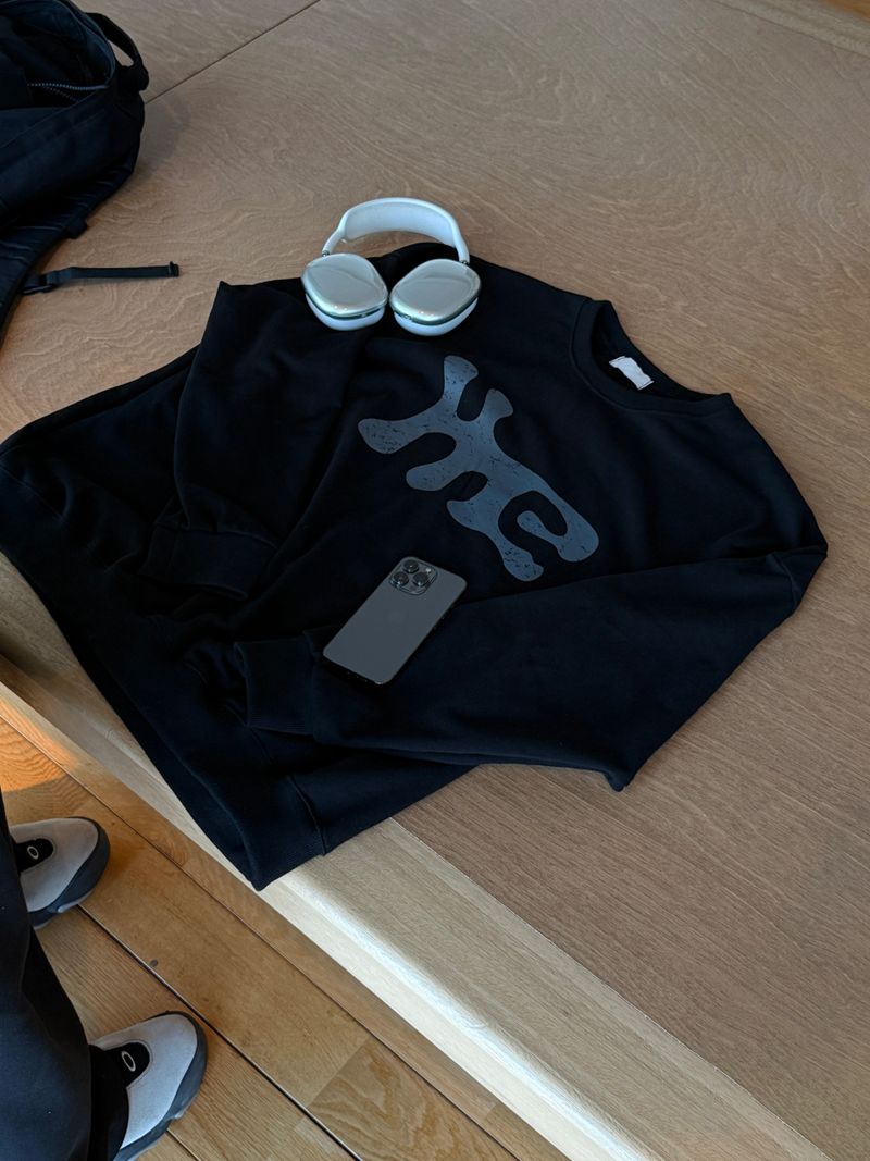 HE Printed Sweatshirt (3 Colors)