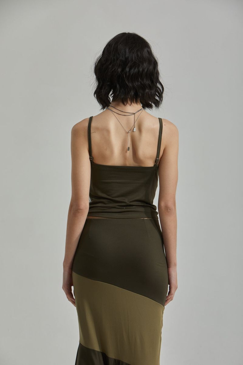LEADER SLEEVELESS TOP