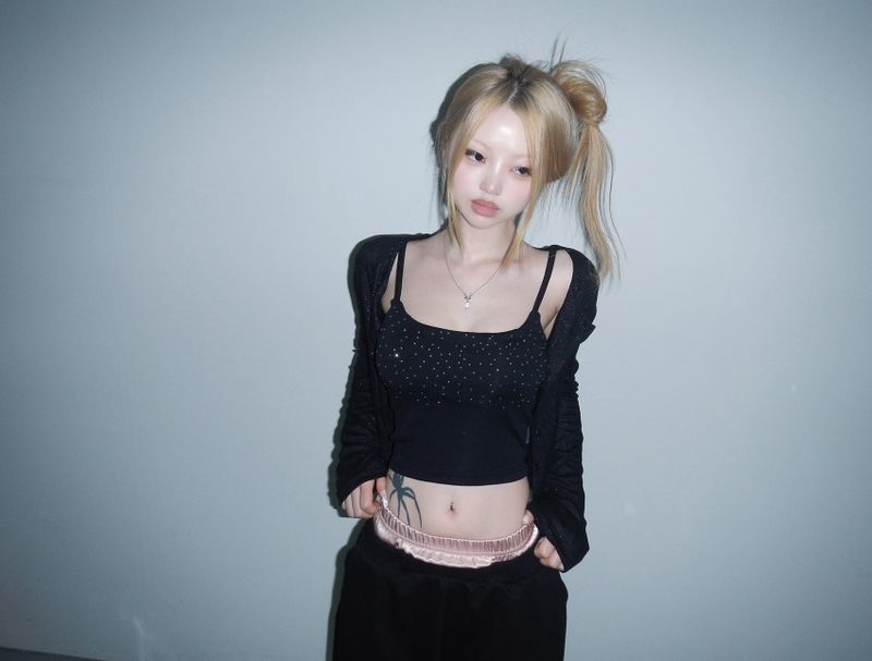 THEAIRTOWN（ザエアータウン）の「milky way crop top(4 color（Tops）」