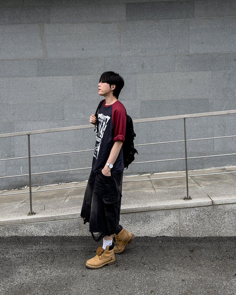 Daken Distressed Cargo Denim Bermuda