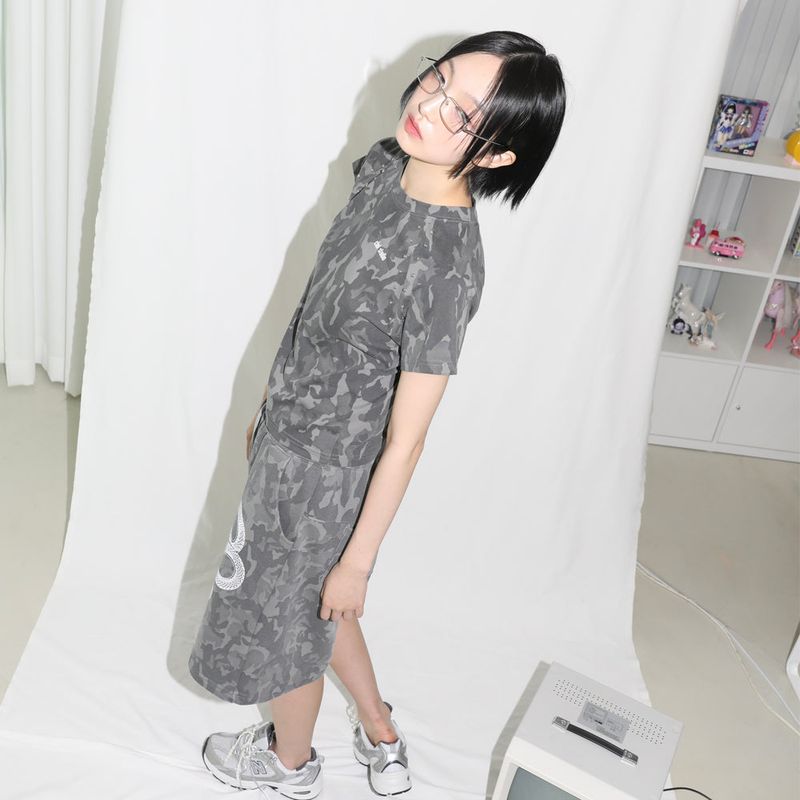 Camo Stud Half T-shirt - GREY