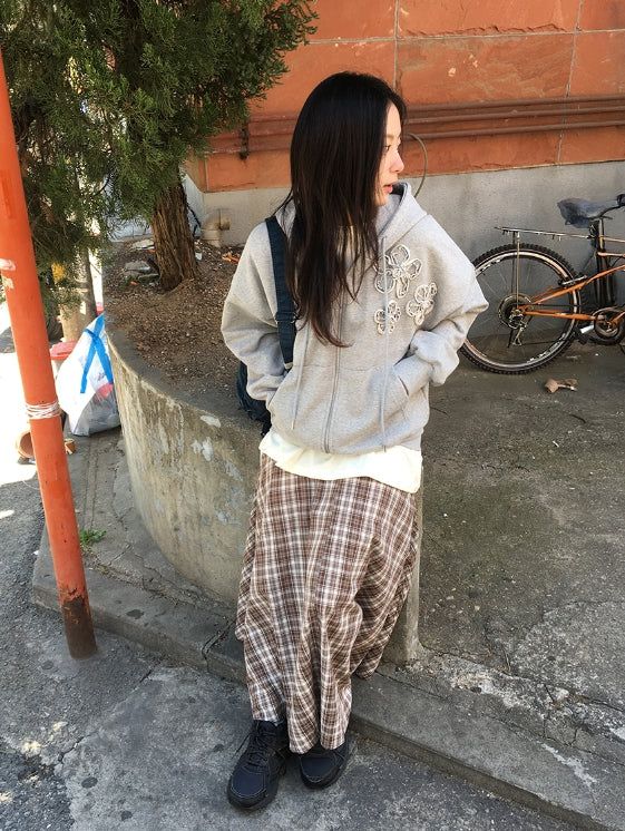 Hari Check Unbalanced Slit Long Skirt