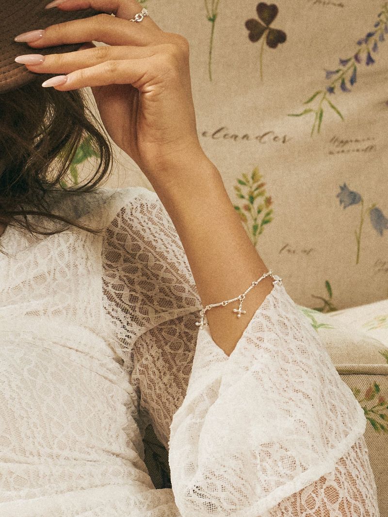 CROSS CHARM BRACELET