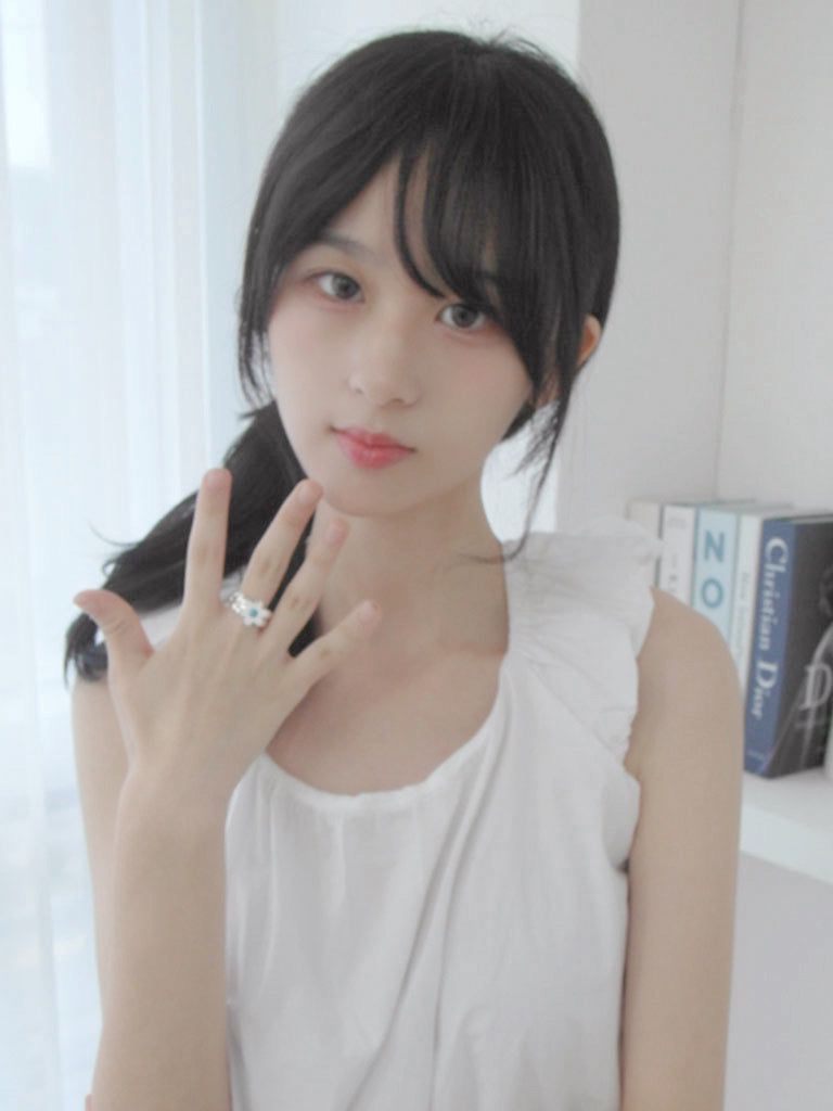 aoyu（アオユ）の「フラワーブルーシルバーリング（アクセサリー）」