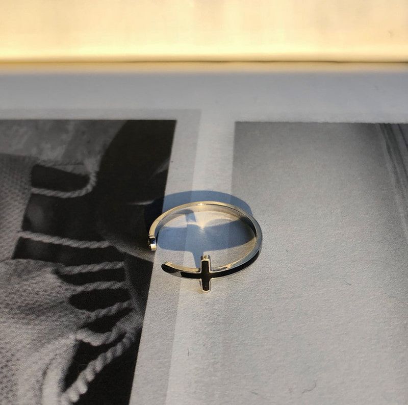 Unique Cross Ring (2color)