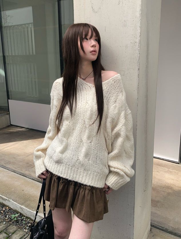 anyonemore(エニーワンモアー)の「ハーツケーブル ルーズフィット ウール Vネックニット(トップス)」