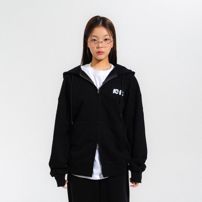 NEWKITSCH(ニューキッチジェネレーション)の「MIGNON LOGO HOOD ZIP-UP-BLACK(Tops)」
