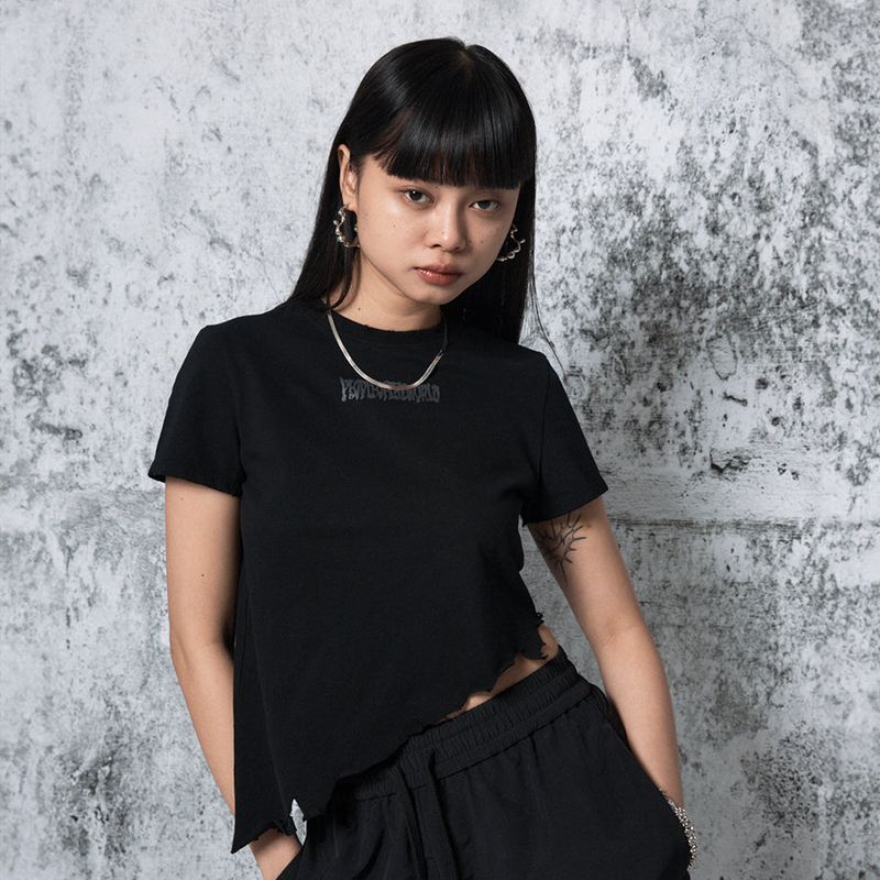 Cutting Cropped T-shirt (BLACK)