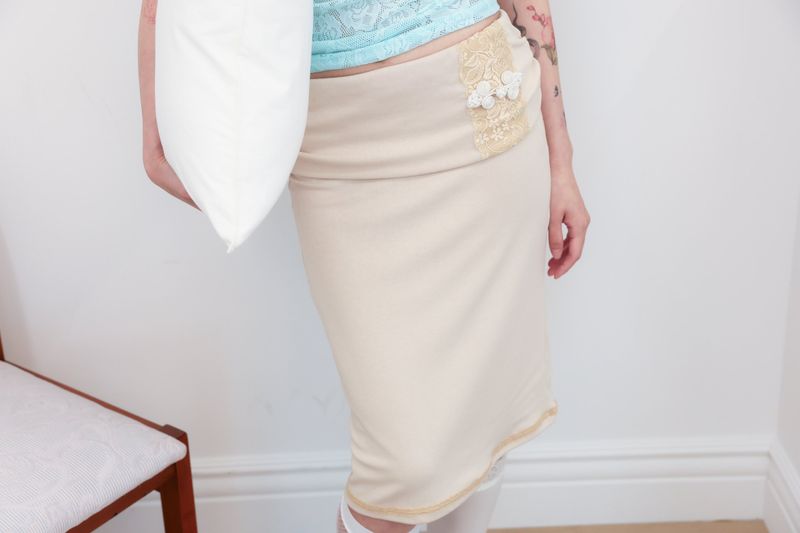 [香] Belle Lace Midi Skirt (3-way) (Beige)