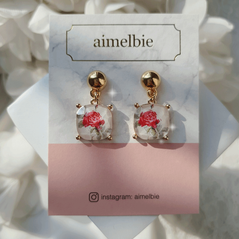 aimelbie（アイメルビー）の「ザアンティークローズスクエアイヤリング（アクセサリー）」