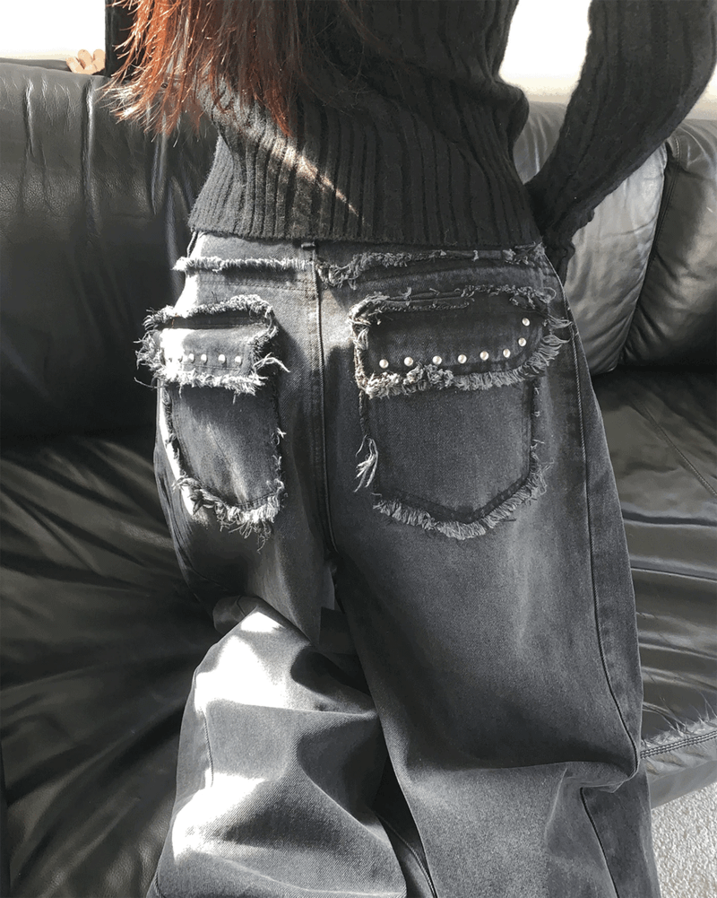 GUSTA（グスタ）の「ラフミューズタッセルボールスタッドワイドロングデニムパンツ（パンツ）」