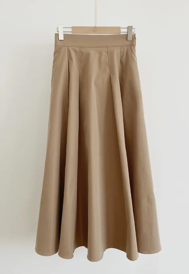 Emily Pintuck Flare Long Skirt