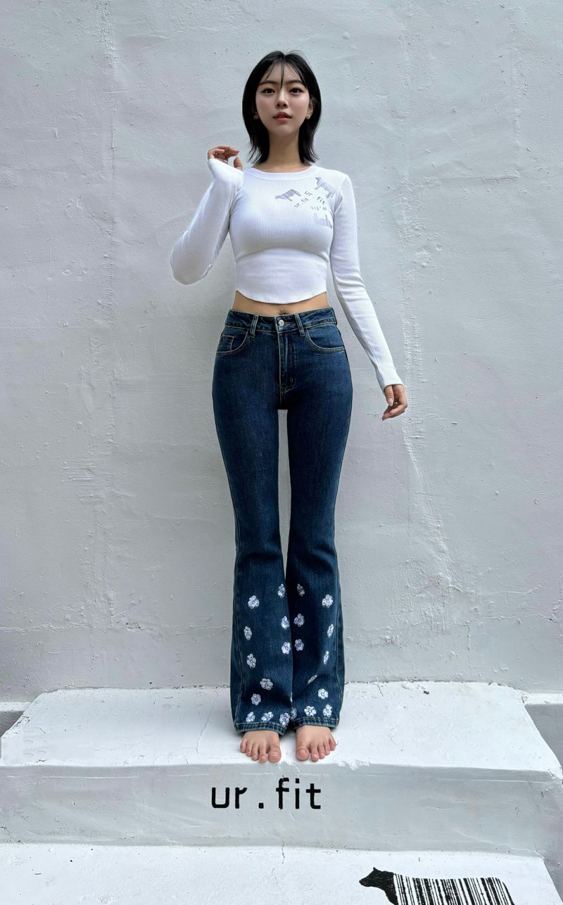 DARK BLUE EMBROIDERED SPANDEX BOOTCUT DENIM PANTS code 18315