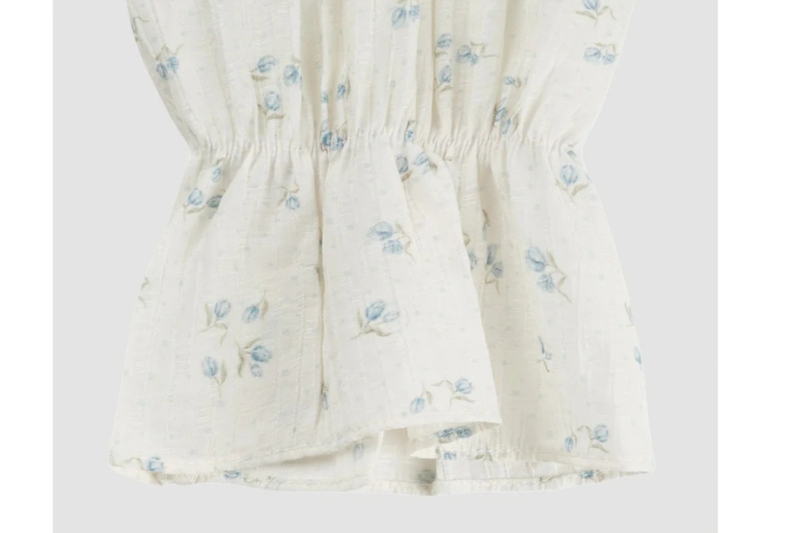 FRILL NECK FLORAL BLOUSE (IVORY)