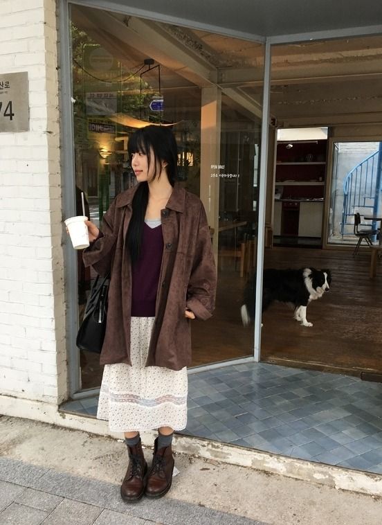 Akkishi Leather Square Shoulder Bag