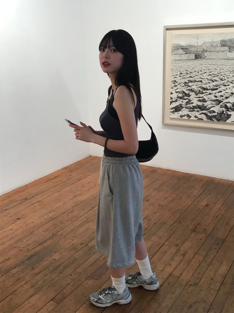Twin layered sleeveless