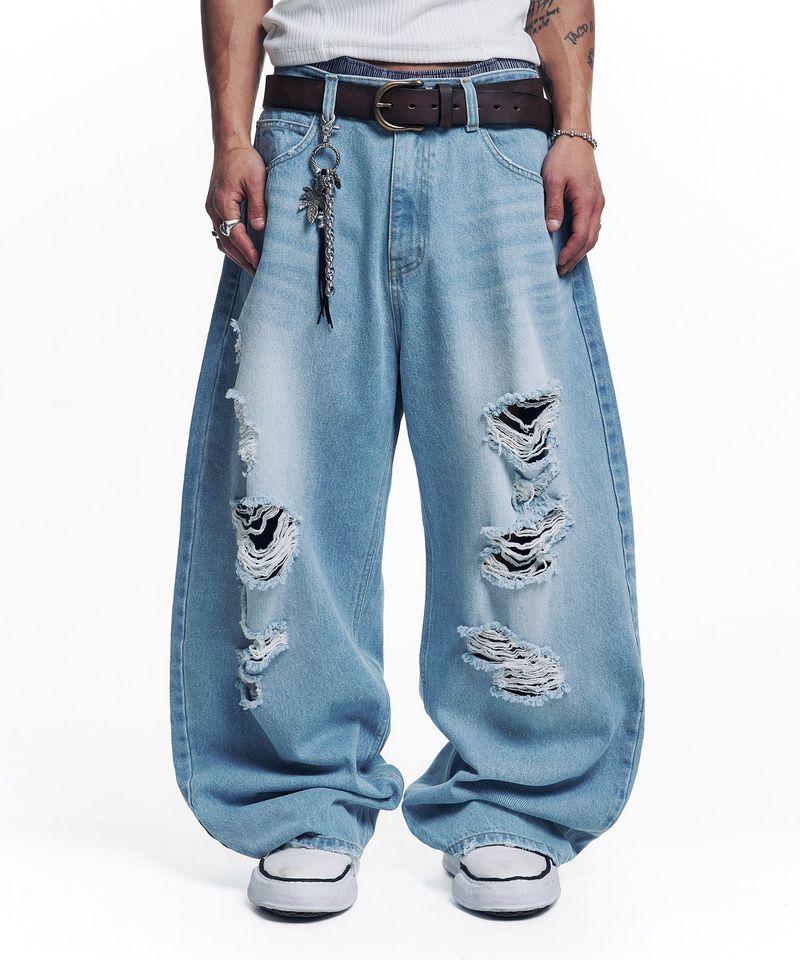 Distressed Curved Denim Pants - Light Blue