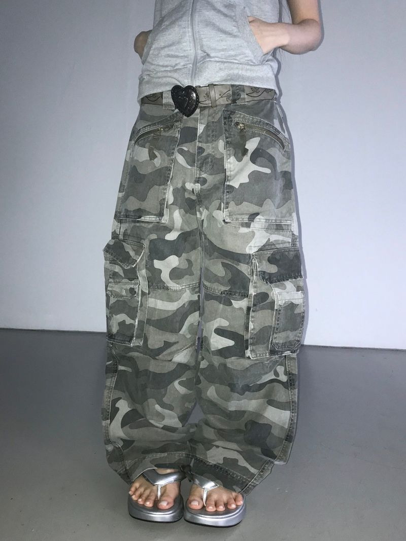 THEAIRTOWN(ザエアータウン)の「combatt camo cargo pt(2 color)(Pants)」
