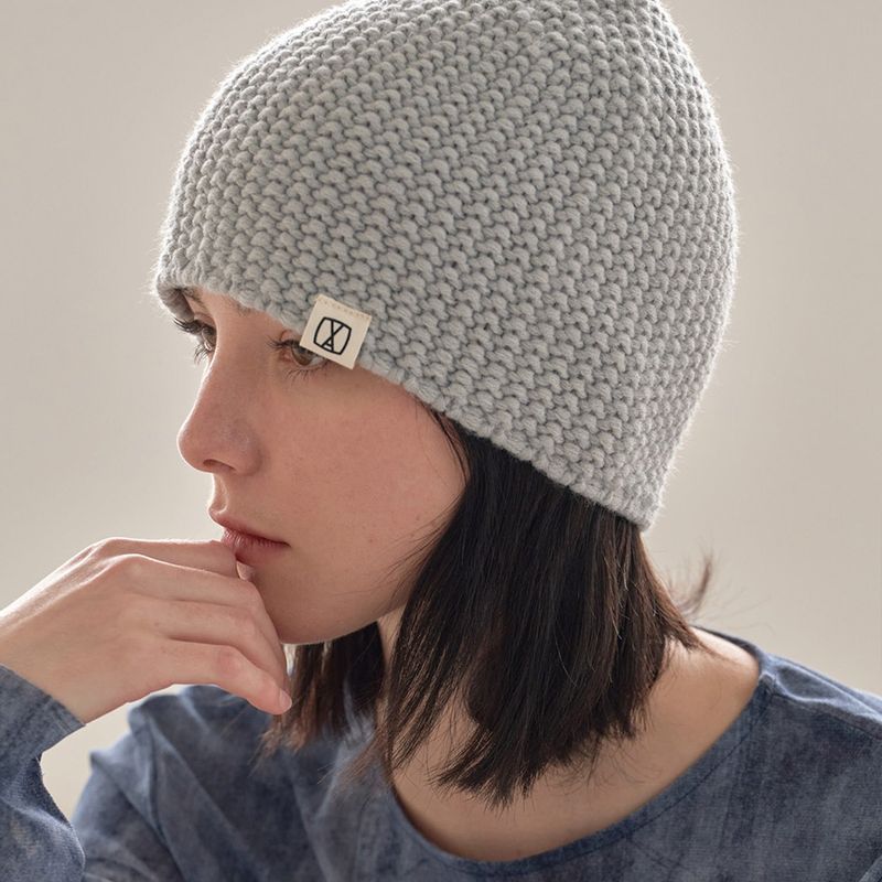VA Square Label Cozy Beanie / Gray