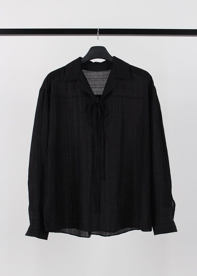 EYELET BLOUSE