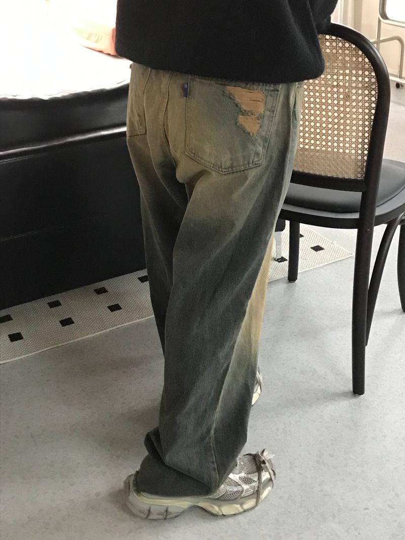 Millennial vintage wide denim