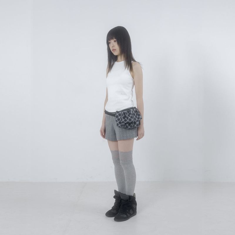 Essential sleeveless 002