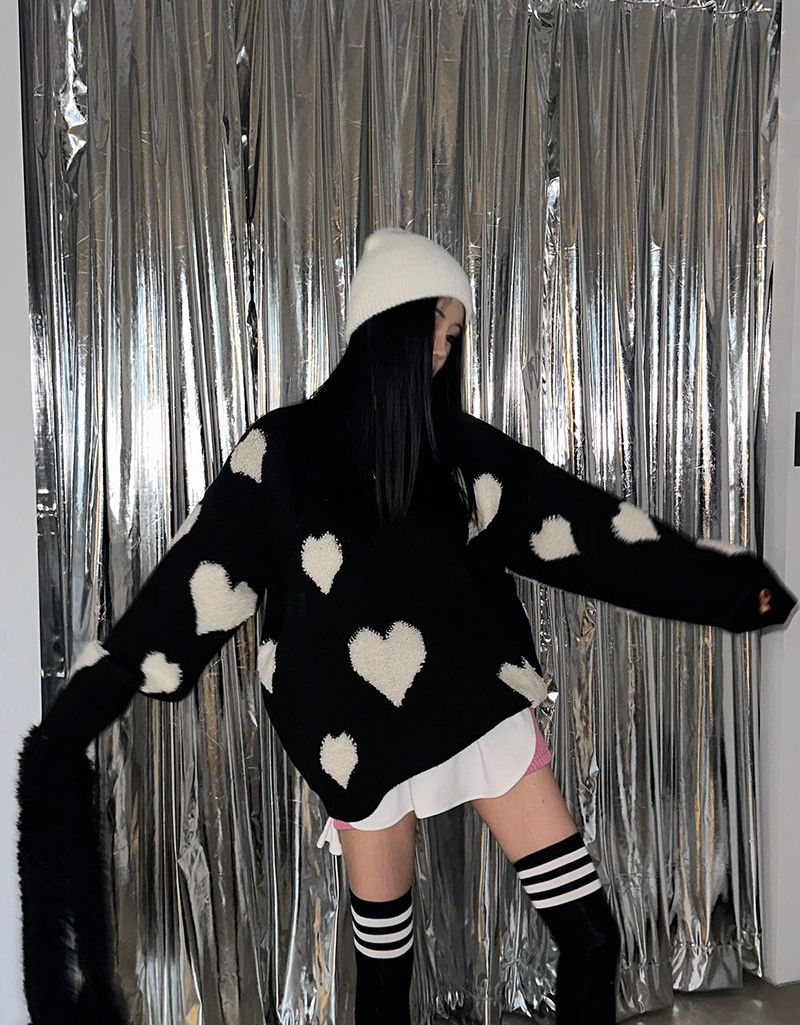heart pattern loose fit knitwear