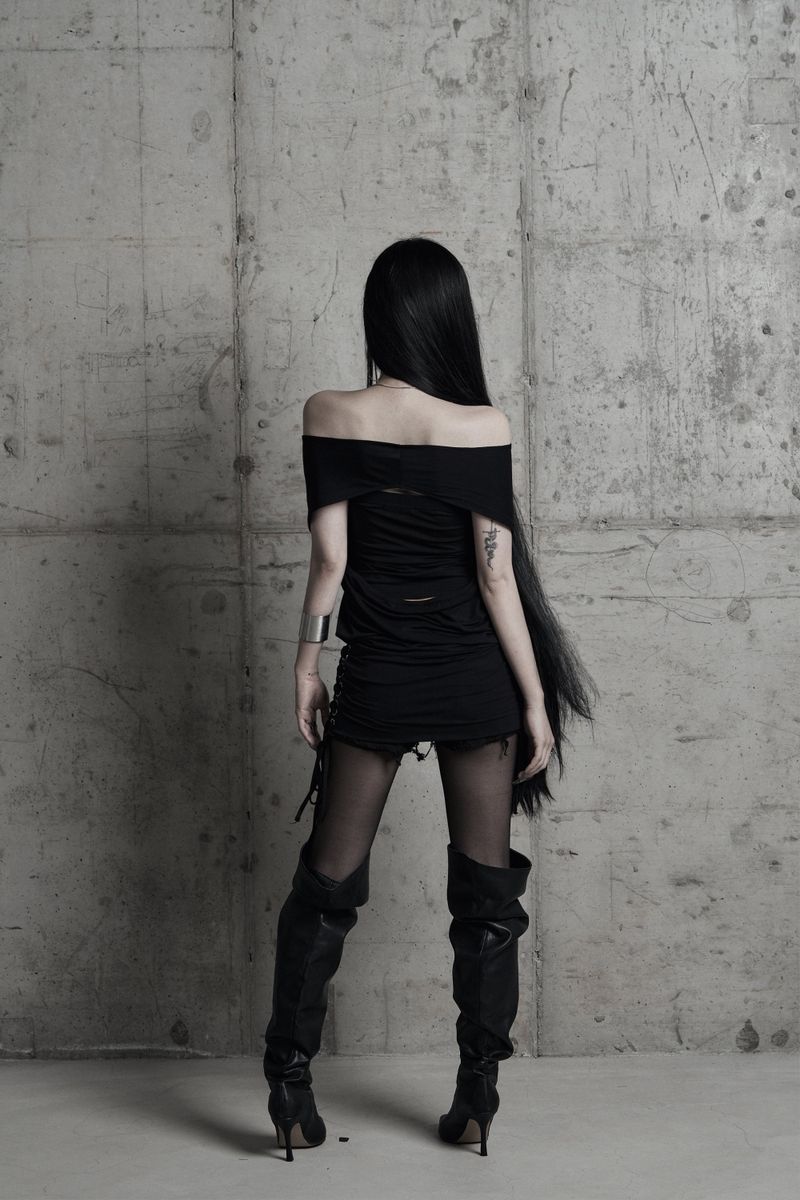 [label] cowl-neck side lace-up one-piece BLACK