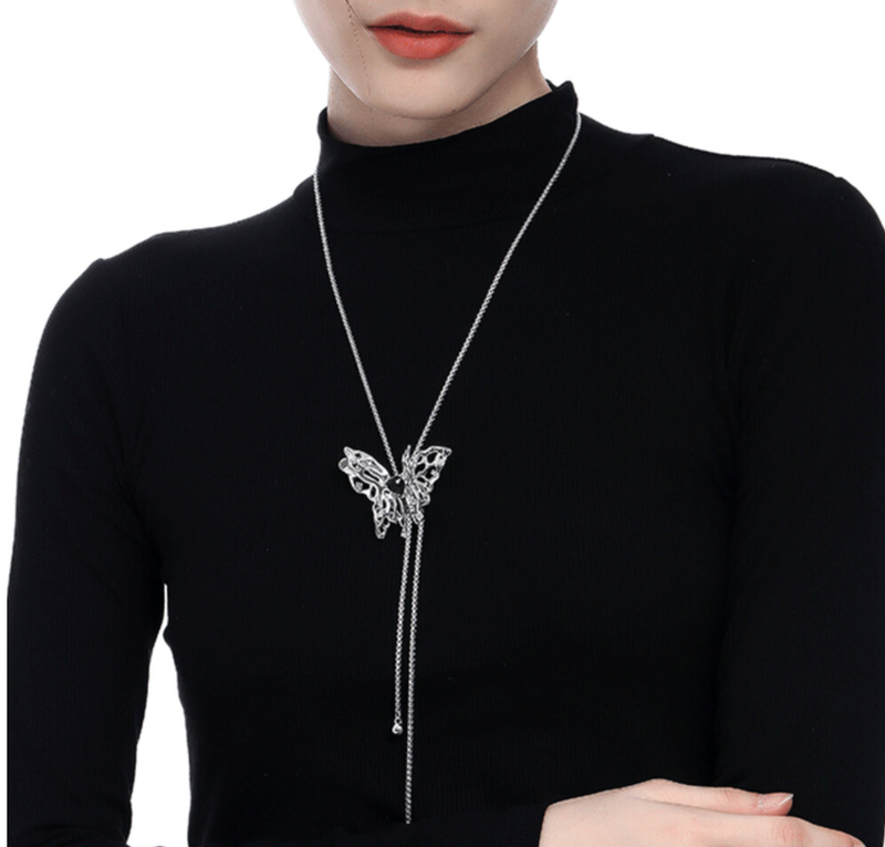 [IVE Ray, Aespa NingNing, Yena Pick!] Unique Butterfly Onyx Long Necklace