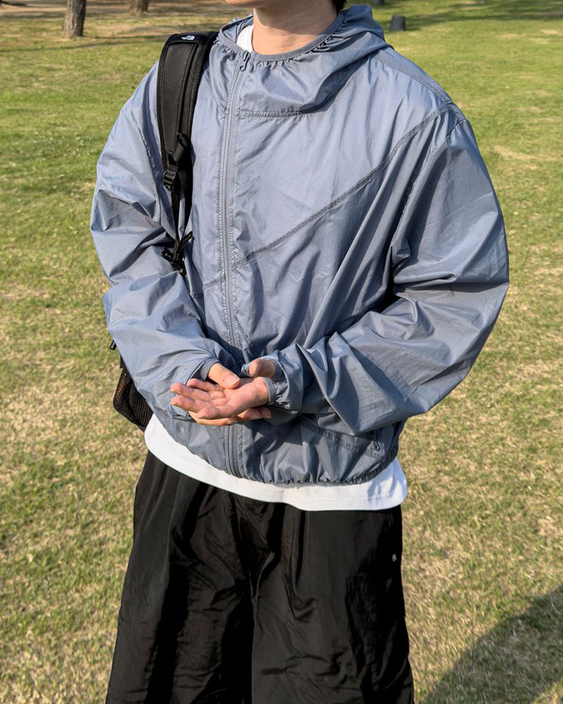 Aeric Diagonal Lightweight Windbreaker
