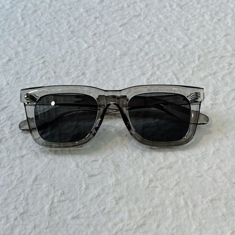 Bold Frame Sunglasses