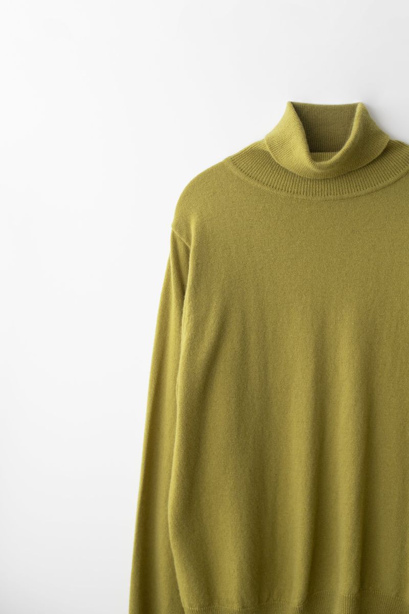 Cashmere turtle neck knit (Mustard)