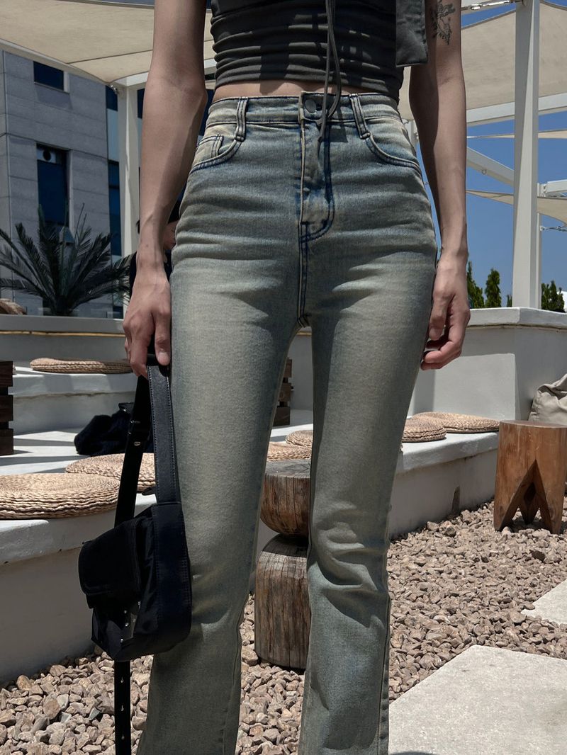 High waist light & deep blue washed bootcut long denim pants (2 colors)