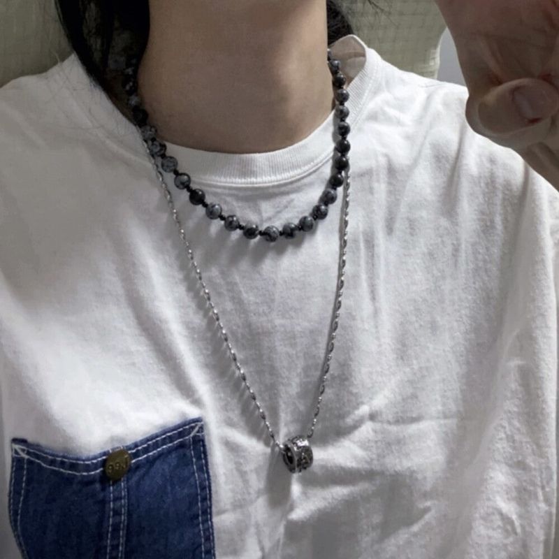 Snowflake necklace (black)