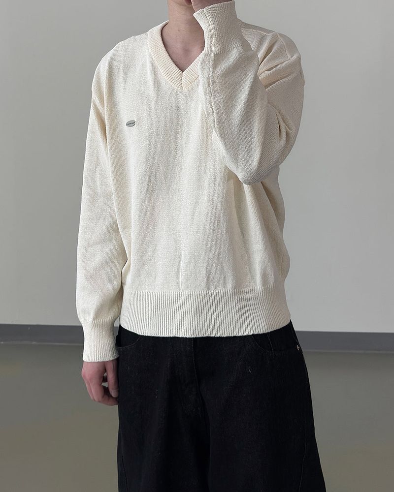 Seron V-Neck Patch Knit