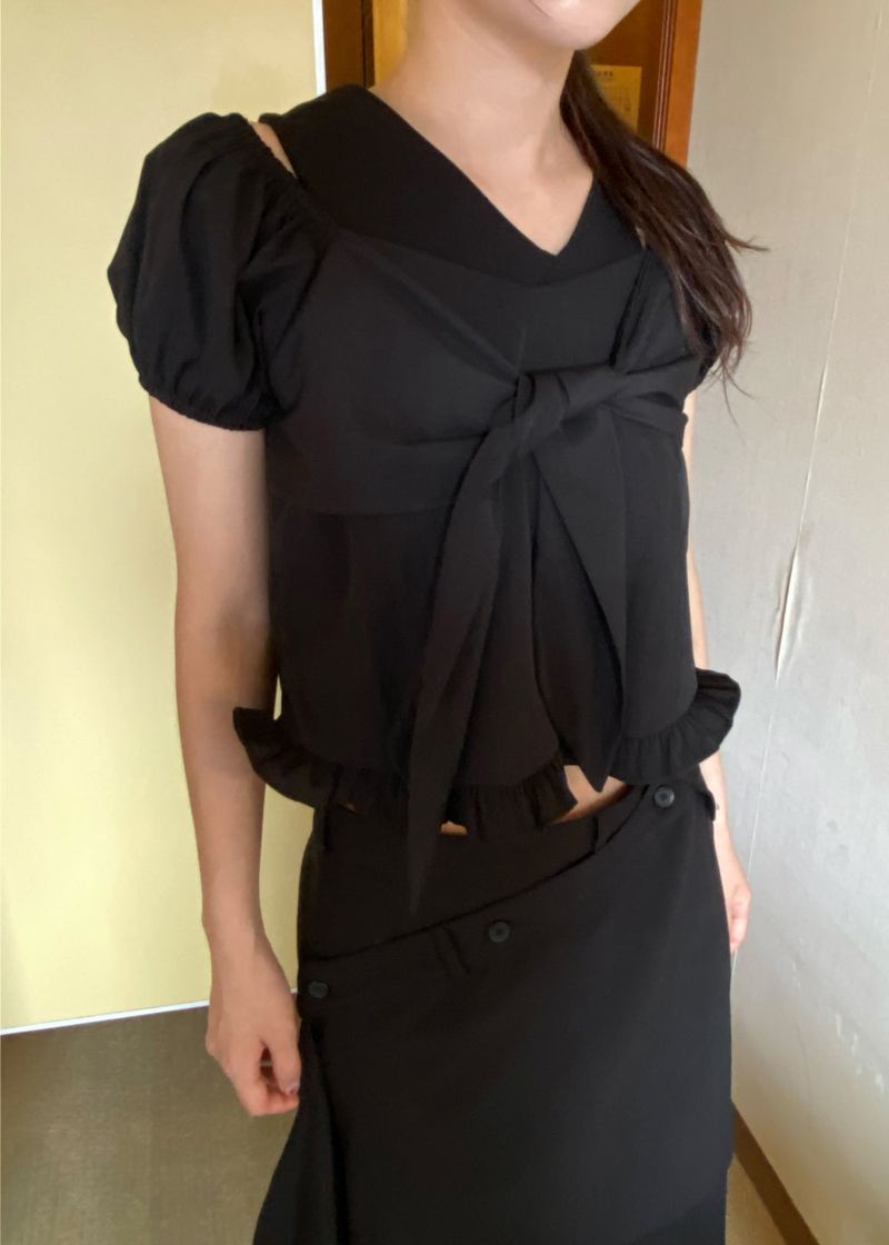 FLOATING RIBBON BLOUSE