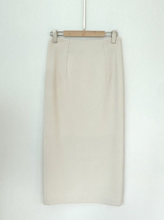 Teru Slit H-Line Skirt