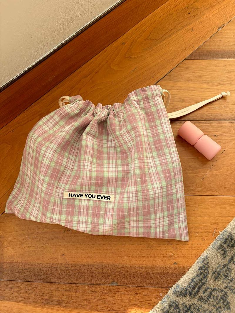 Pattern string pouch - pink check , M size