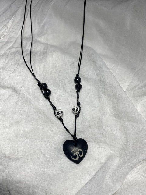 Heart AUM - Flower