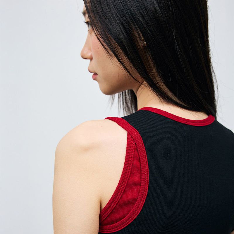 Slim Fit Layered Sleeveless (Black/R)