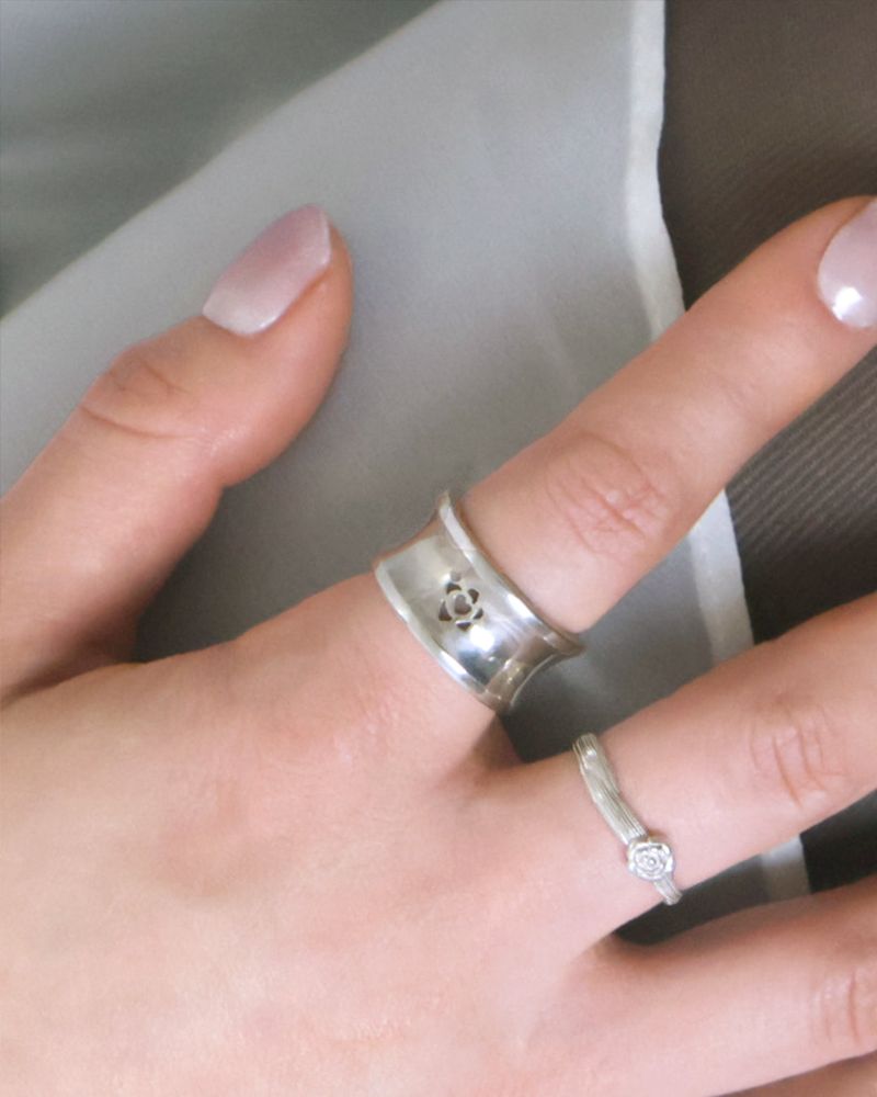 [MADE] lovely rose. bold rose hole ring